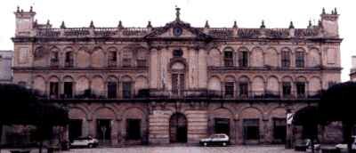 Ayuntamiento.jpg (9301 bytes)