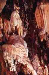 gruta2.jpg (5145 bytes)