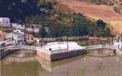 EL Barco en La Puerta.jpg (4340 bytes)